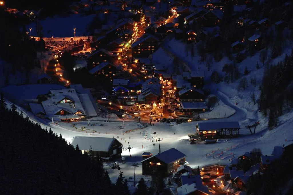 Hotel L'Helios Meribel 5*,  France
